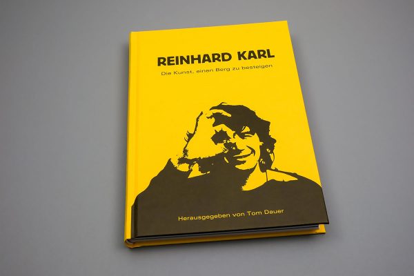Tom Dauer (Hrsg). Reinhard Karl – Die Kunst, einen Berg zu besteigen. Bad Tölz: Alpen/Licht/Spiele, 2022, 30 Euro