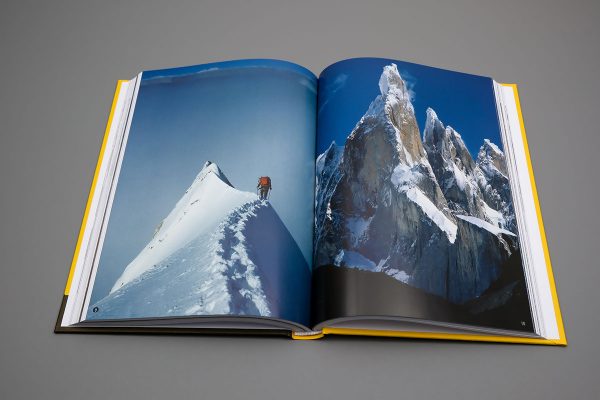 Tom Dauer (Hrsg). Reinhard Karl – Die Kunst, einen Berg zu besteigen. Bad Tölz: Alpen/Licht/Spiele, 2022, 30 Euro